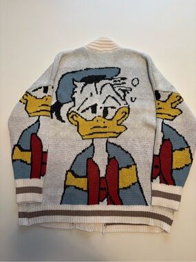 Vintage looney tunes Donald Duck knitted cardigan sweater